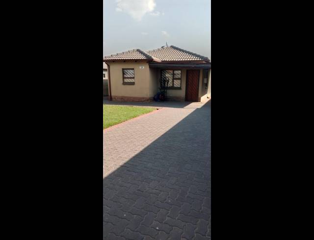 3 BEDROOM PROPERTY TO RENT IN KLIPPOORTJIE